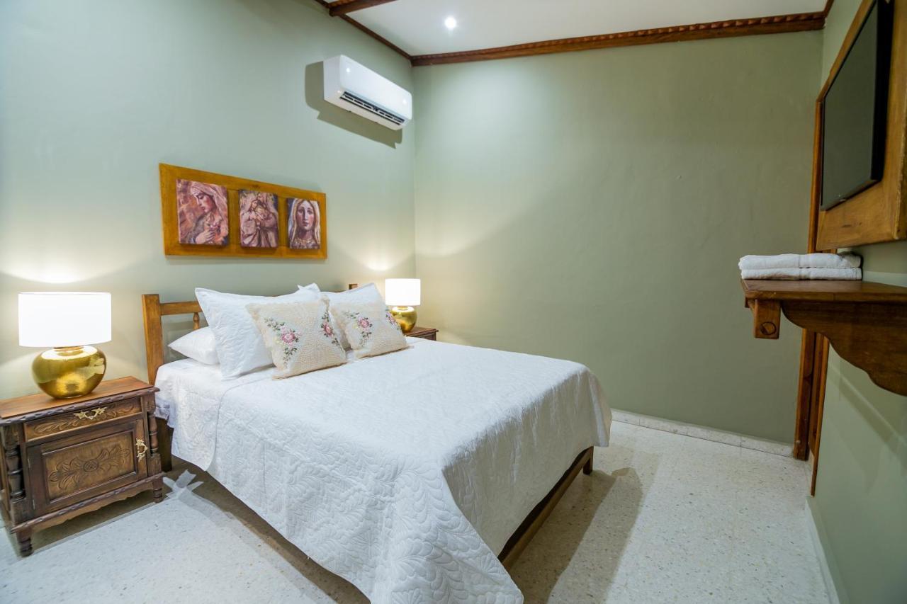 Scalea Di Mare Hotel Cartagena 外观 照片