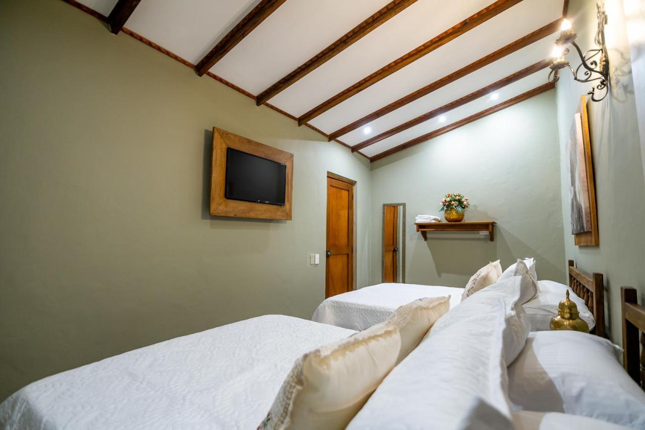 Scalea Di Mare Hotel Cartagena 外观 照片